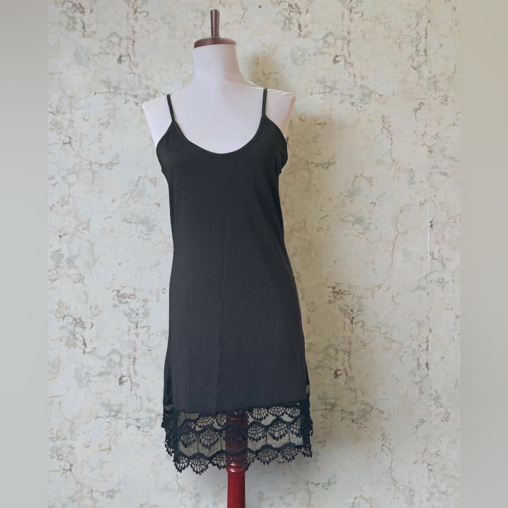 VENUS Sexy Jet Black Slip Dress With Lace Hem Vintage Inspired Flapper Sz Small